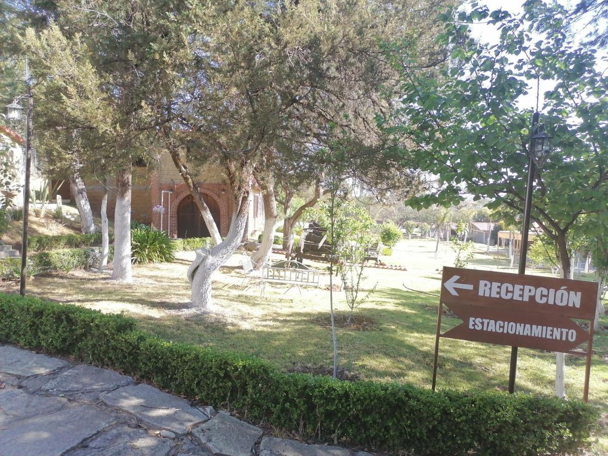 Casa Manning Y Salon La Troje Hotel Omitlan de Juarez Exterior foto